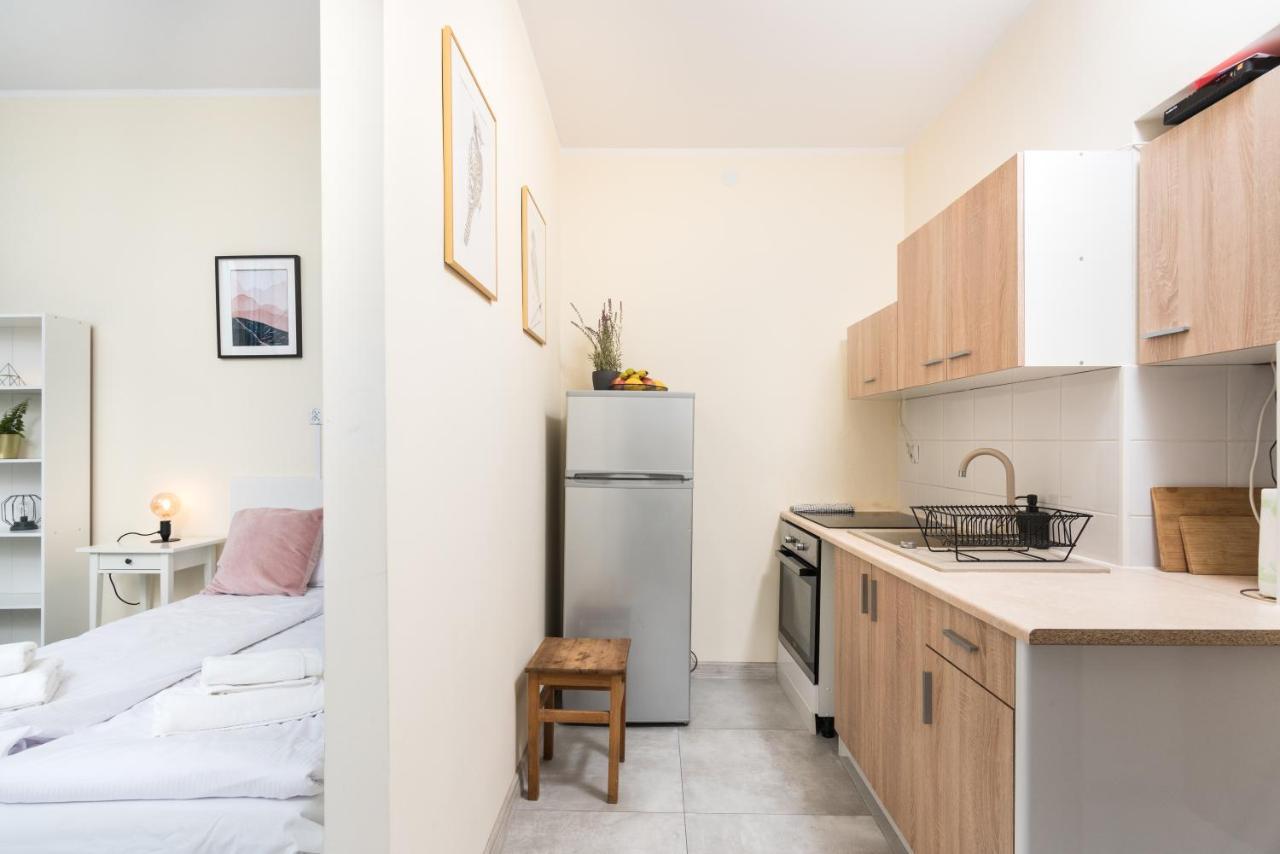 Bosacka Apartments X 1' Main Train & Bus Station - By Upstairs كراكوفيا المظهر الخارجي الصورة