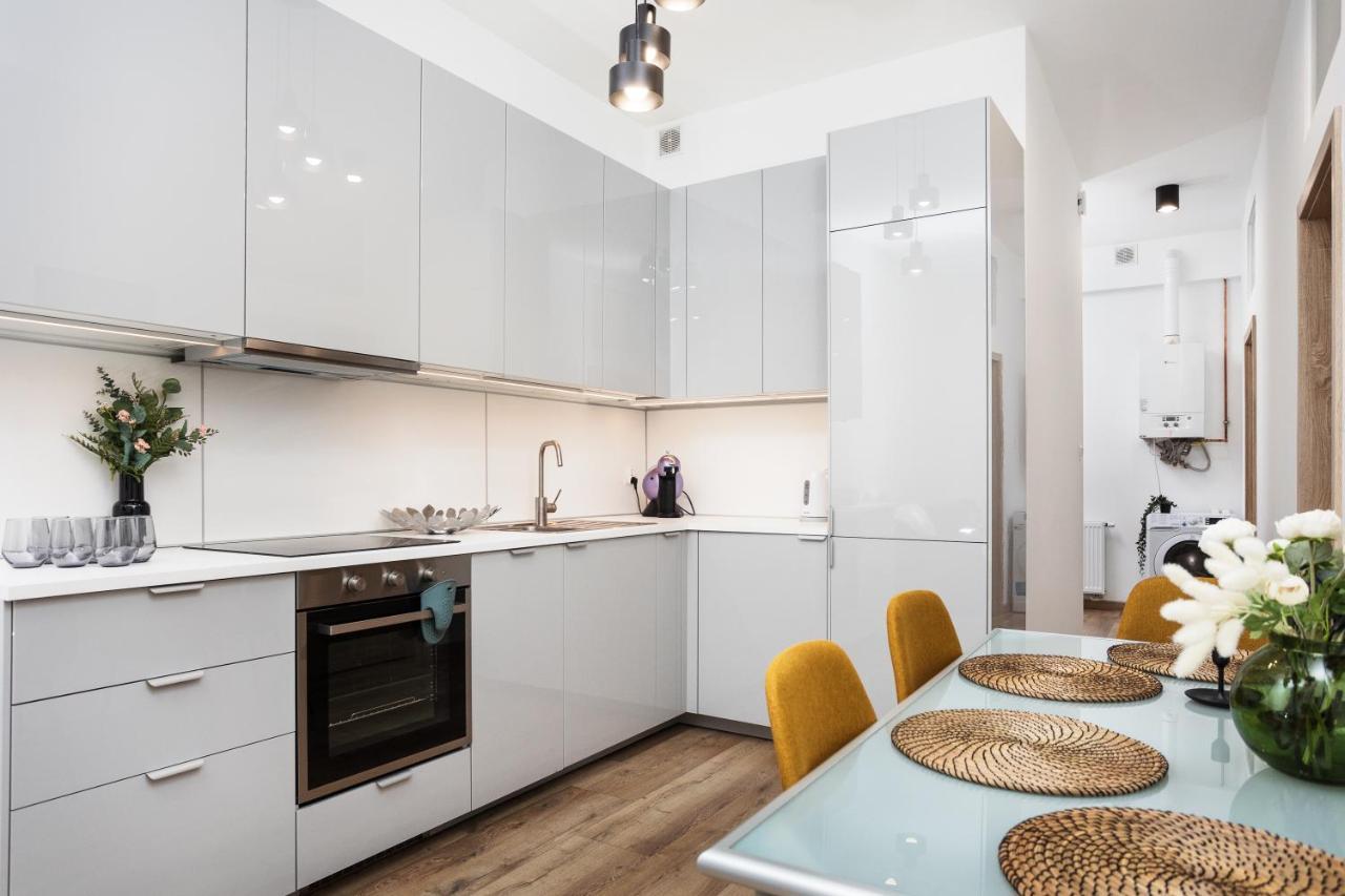Bosacka Apartments X 1' Main Train & Bus Station - By Upstairs كراكوفيا المظهر الخارجي الصورة